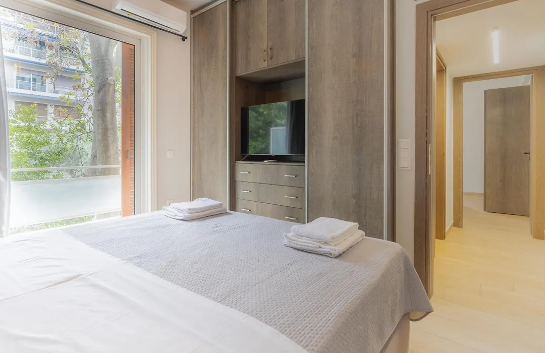 New Ventiri Family Suite 1, Near Hilton, Athens Central, Fully Equipped-1